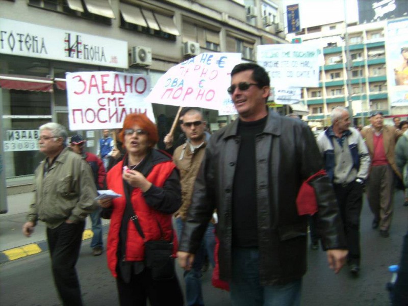 AMAN Activists Zorica Dimovska and Vasko Lazarevski during a protest in Skopje. Photo courtesy V. Lazarevski. 