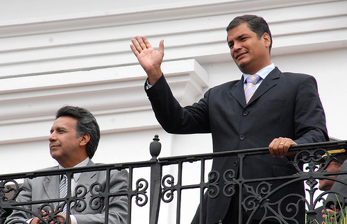 Il Presidente Correa al balcone di Palazzo Carondelet