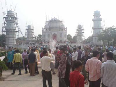 visitors gathering in front of false Taj