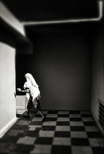 The Maid -- Ouarzazate, Morocco by Cromacom in Flickr