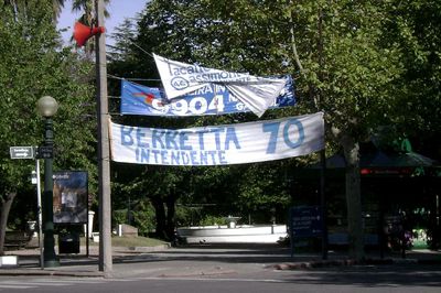 Photo of campaign propaganda in Colonia de Sacramento, Uruguay taken by Marisali and used under a Creative Commons license.