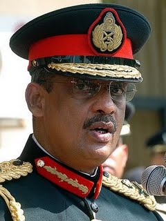 General Sarath Fonseka. Imagen cortesía de Wikipedia