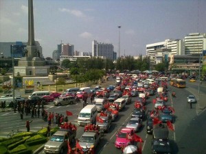 Red Shirt march at Victory Monument. Photo by newley