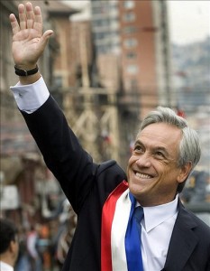 Piñera waves to the crowd on March 11, the day he took office. Image uploaded by Flickr user Globovisión and used under a Creative Commons license
