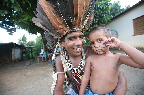 Cacique Babau and his son, portraited by Sean Hawkey Serra do Padeiro in November 2009. Photo used with permission (Sean Hawkey/ACT)