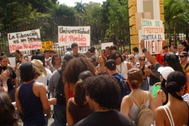 Gli studenti protestano in Río Piedras