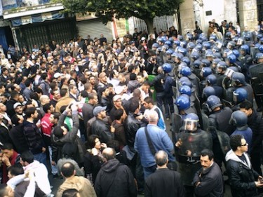 Police out in force to prevent demonstrations from escalating in Algiers, Algeria on 12 February, 2011. Image by ENVOYES_SPECIAUX_ALGERIENS, copyright Demotix (12/02/2011).