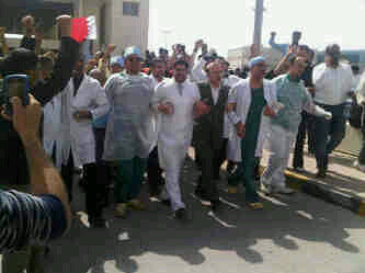 Protesting Doctors march to LuLu Roundabout