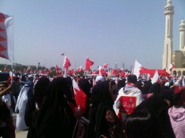 Pro Government and Pro King Al-Fateh march