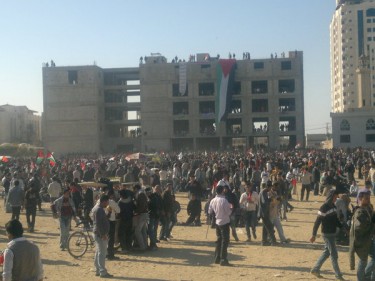 Gaza revolts 2011, day 2! Youth moved 2 al katiba! Posted by Twitpic user Omar_Gaza.