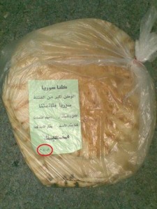 Pane siriano con volantino propagandistico