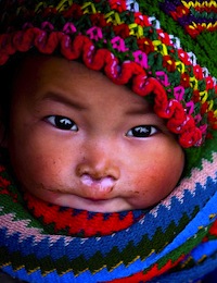 H'mong baby, Vietnam. Flickr: linh.ngân (CC BY 2.0).