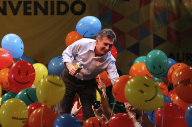 Mauricio Macri at the Club 17 de Agosto, announcing he would seek reelection as Mayor of Buenos Aires. Photo by Flickr user Mauricio Macri, used under a CC BY-ND 2.0 license.