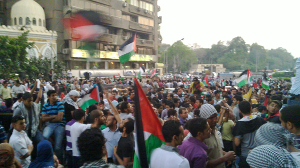 At one of the largest protests up to date by the Israeli embassy. Twitpic photo by Mosaab Elshamy.