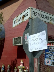 Corruption kills. Justice ABC. #streetuit  Hemrosillo, Sonora. Image via @roblesmaloof.