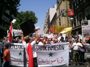 Demonstratie in Madrid, als steunbetuiging aan het Syrische volk. Foto van Sara Díaz Gómez, met toestemming gebruikt.