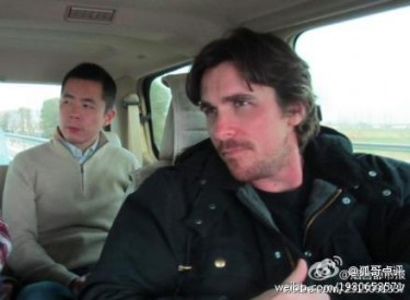 Christian Bale, foto van Weibo