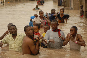 Dar es Salaam youths rescuing children. Photo courtesy of http://issamichuzi.blogspot.com/.