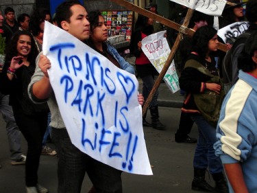TIPNIS march. Image by Flickr user Pablo Rivero (CC BY-NC-ND 2.0)