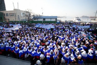 La manifestazione del 18 febbraio in favore di Putin - un Puting a Vladivostok. Foto di Alexander Hitrov/ utente LJ alexhitrov, uso autorizzato.