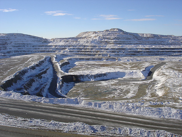 Una miniera aperta in  Mongolia.