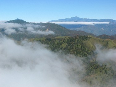 Vista sobre a região de origem de Xavier do Amaral, centro de Timor. Foto da autora. 