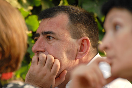 Georgi Vanyan en uno de sus eventos por la paz en las fronteras © Onnik Krikorian 2011