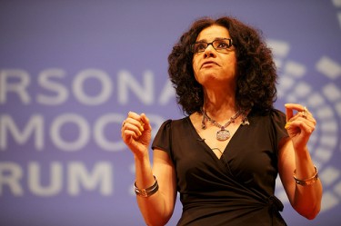 Mona Eltahavi. Foto personaldemocracy Flickr (CC BY-SA 2.0).