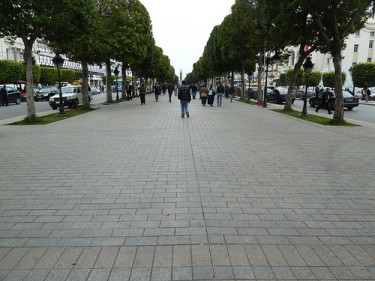 Habib Bourguiba Avenue. Image by Flickr user Tab59 (CC BY-SA 2.0).