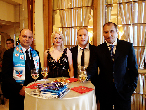 Kevin and Stacy (centre) with the Barys leadership. Photo taken from the blog nortonsports.com