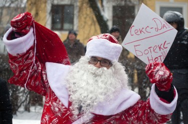 Fünftausend protestieren gegen Wahlfälschungen in Russland: Sex ja, Botox nein.