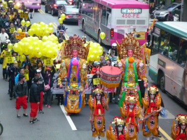2012年3月11日の台北での反原発デモの様子、James Yang under が投稿 CC: BY-NC-SA