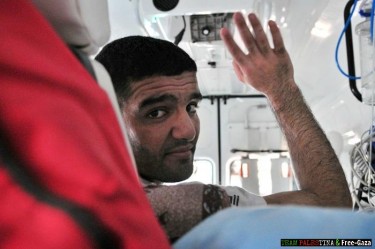 Palestinian footballer Sarsak on his way to Gaza 
