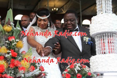 Morgan Tsvangirai with Elizabeth Macheka cutting the wedding cake at at the Glamis Arena. Photo used with permission from nehandaradio.com