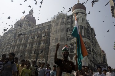 Mumbai marks first anniversary of  26/11 attacks