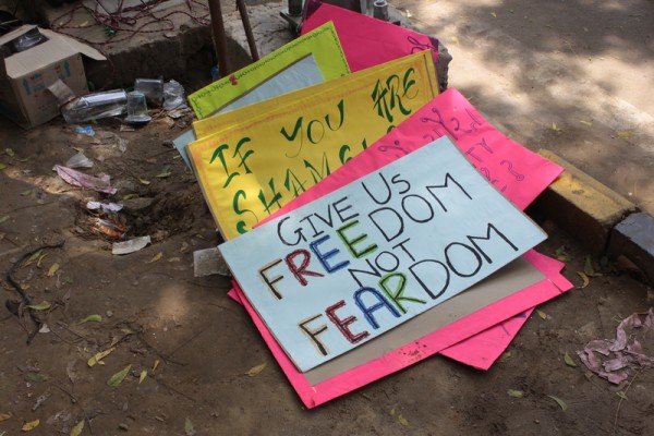 Poster dalla Slutwalk di Delhi.