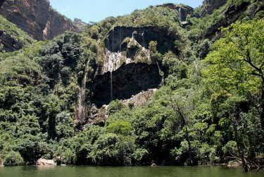 La faccia piangente della Natura si trova nel Canyon del fiume Blyde. (foto di Ptosio di dominio pubblico su Wikimedia Commons).