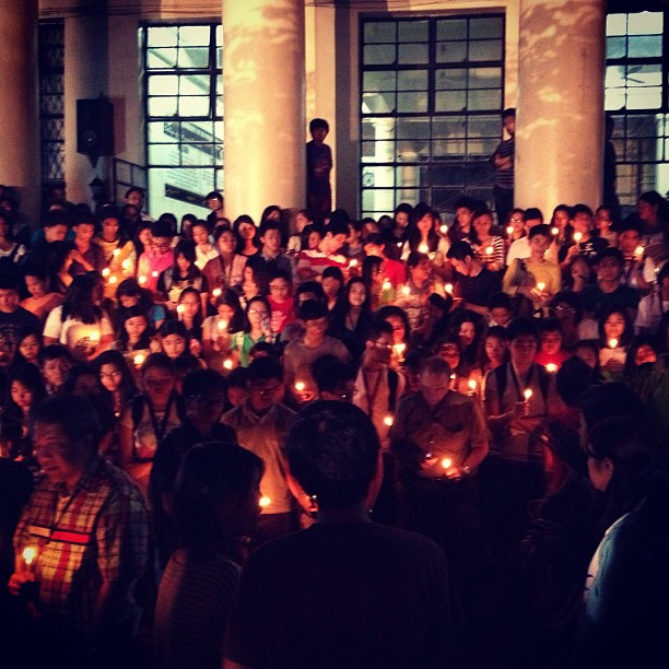 Candle lighting activity at UP Manila | Photo taken by Carl Marc Ramota