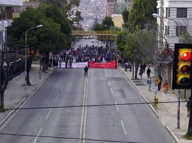 Teachers blockading Hernando Siles Ave., the main road between the south and the Town Centre in La Paz