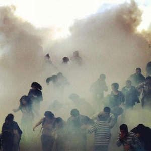 Istanbul demostrators under teargas on Labor Day celebrations