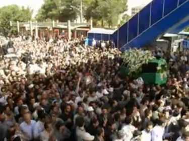 Ayatollah Taheri Esfahani's funeral procession. screenshot from YouTube