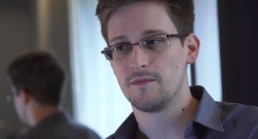Edward Snowden - Human Rights Defender or Traitor? (Screenshot from Youtube.com)