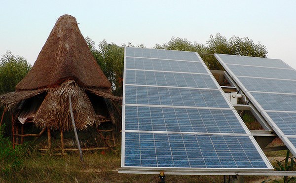 Solar Panels in Sadhana Forest community, Auroville, Tamil Nadu. Image from Flickr by Premsaagar Rose. CC BY-NC 2.0