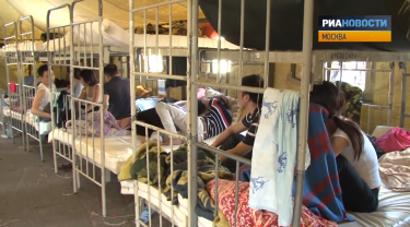 Detenidos en el centro de detención de Galyanovo. Captura de pantalla de YouTube.