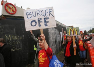 Burger Off Tecoma Protest