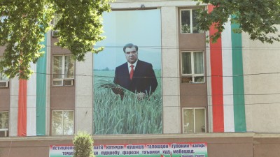 A giant portrait of the president mounted on the building of the Ministry of Agriculture in central Dushanbe. Image by Alexander Sodiqov, July 2013.
