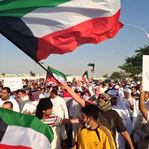 "@althuwaini: #stateless #bedoon R marching from their city (for Bedoons only) Taima toward Naseem (city for Kuwaitis)"