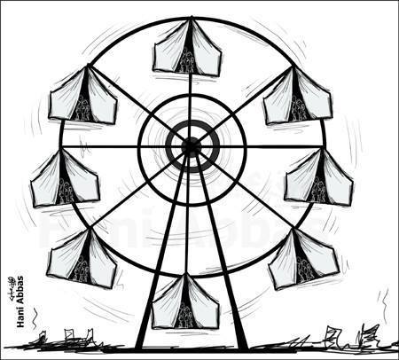 هاني عباس يرسم عجلة دوارة بها خيام لاجئين.