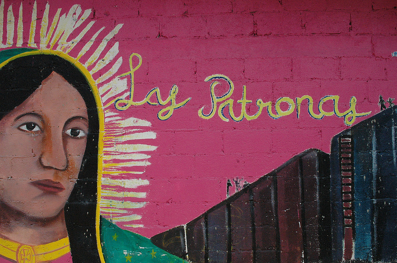 O mural de Las Patronas. Foto de Dawn Paley na casa de Las Patronas, Amántlan, Veracruz. Imagem ao abrigo da licença Creative Commons (CC BY-NC-SA 2.0)
