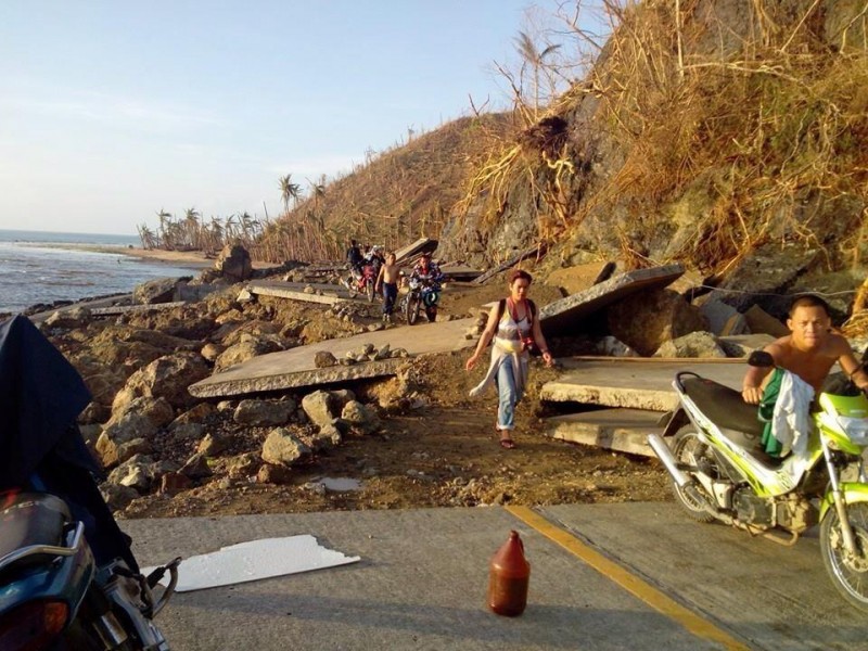 Many roads were damaged by typhoon Haiyan. Photo by Autonomo Sr Abellar Amano, Facebook